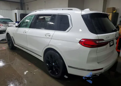 2022 BMW X7 xDrive40I z USA, uszkodzony, nr VIN 5UXCW2C04N9L82652